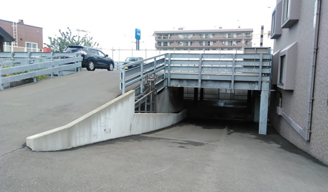 駐車場